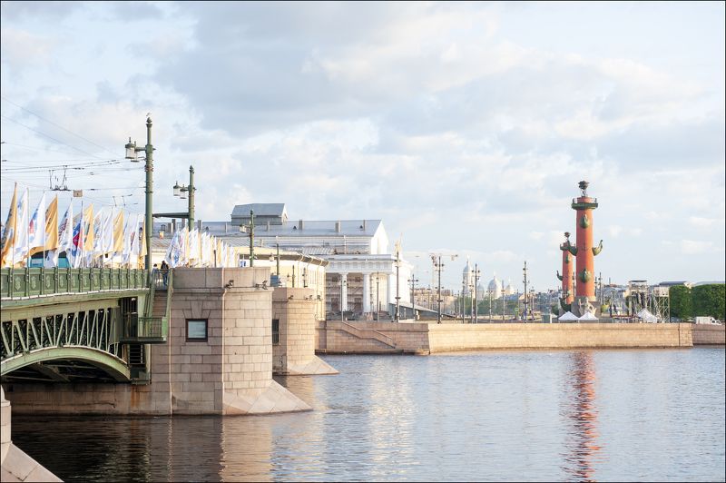 Перед праздником фото превью