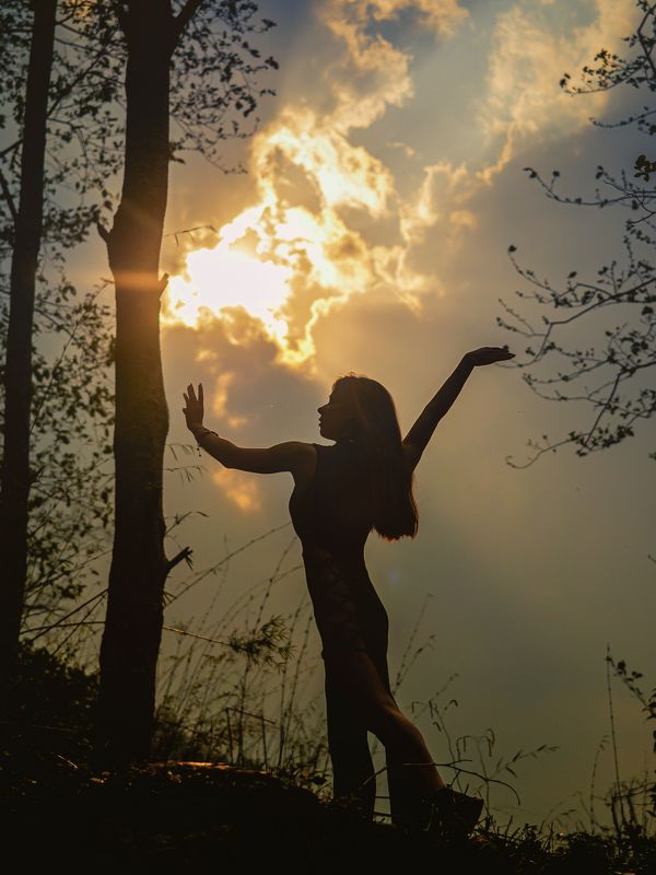 Танцы на закате фото превью