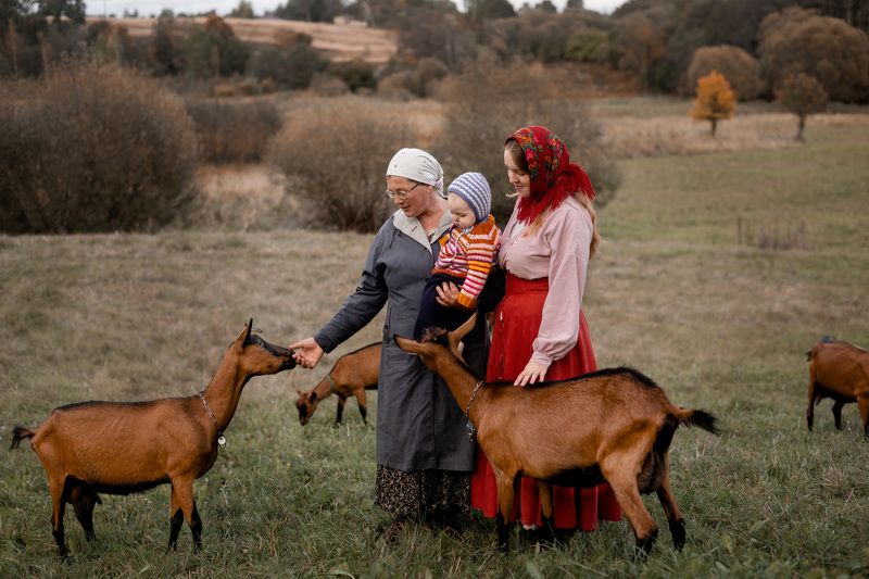 семья, материнство, поколение, наследство, ферма Семейное дело фото превью