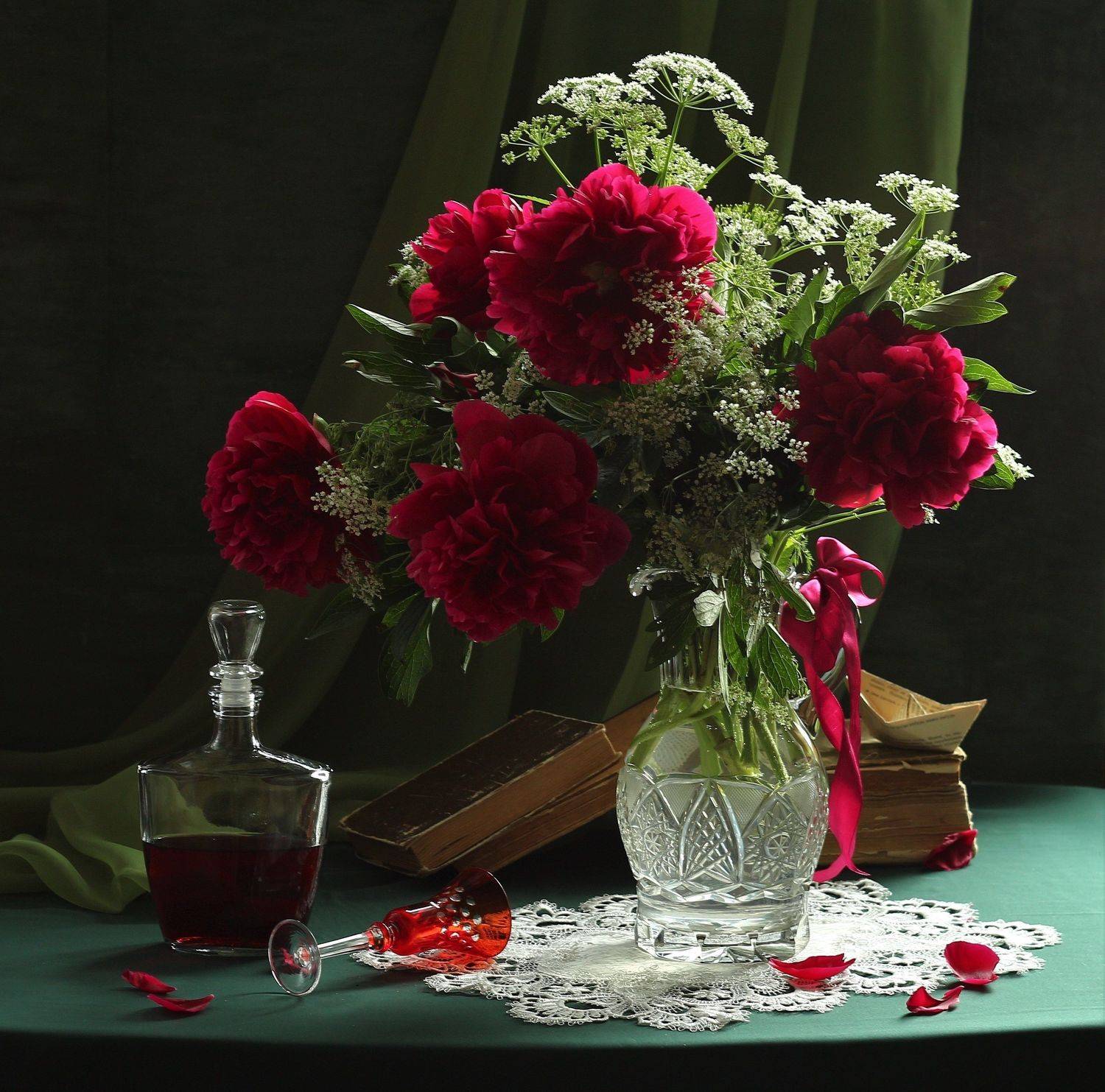 , Людмила Хрусталева*