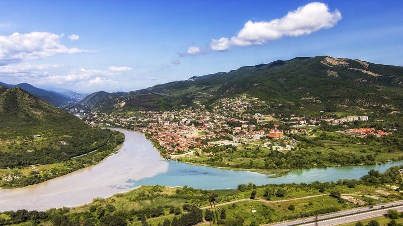 город,слияние рек. Мцхета. фото превью