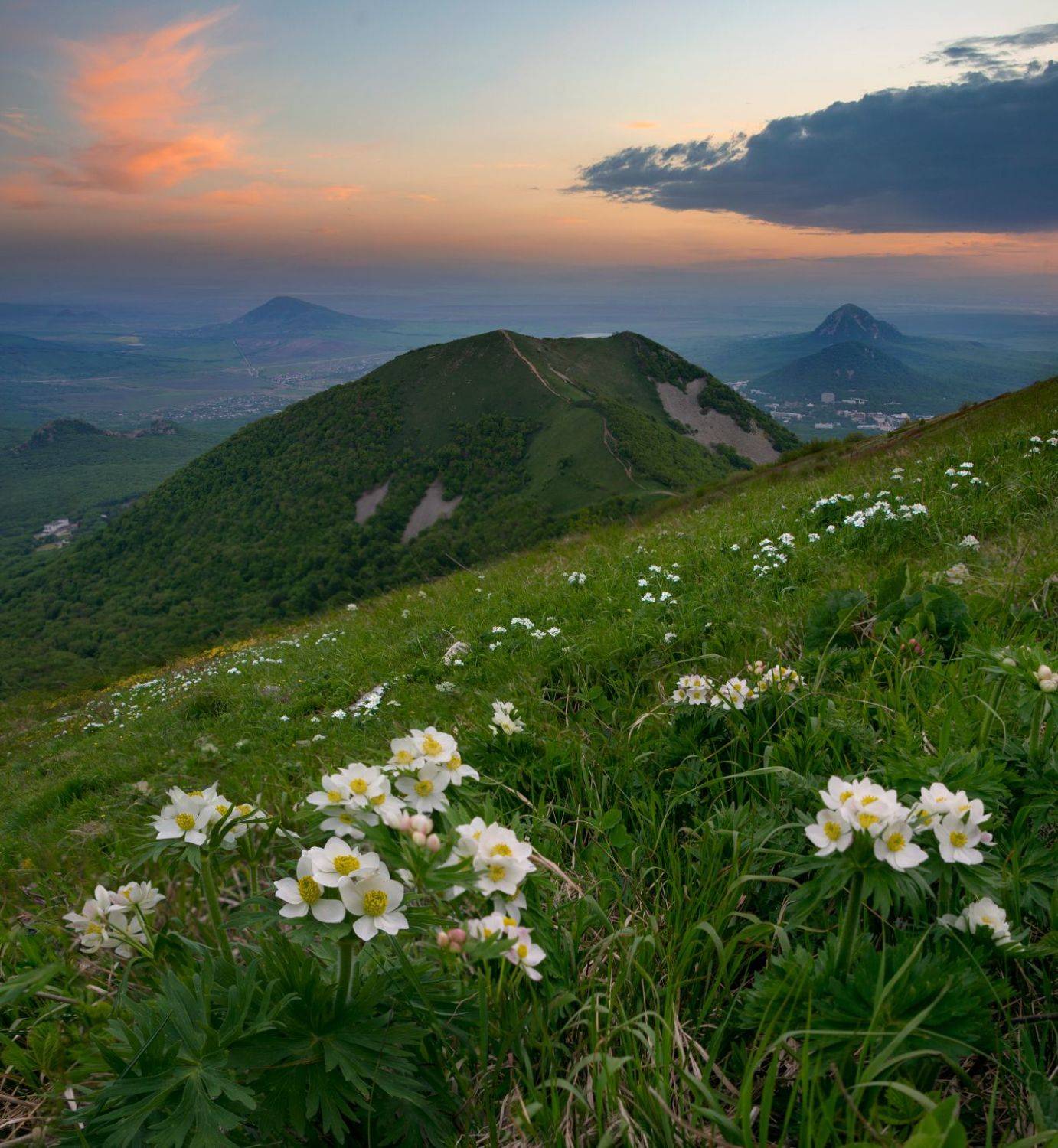 кмв,бештау,вечер,закат,ветреница,весна,природа,пейзаж, Елена Брежицкая