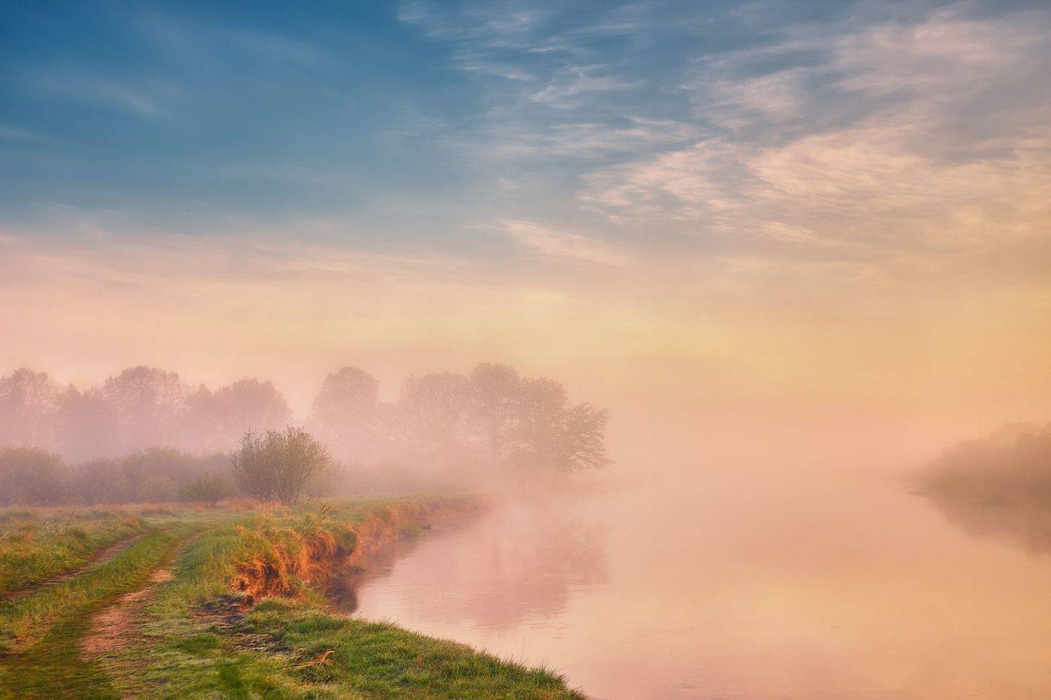 беларусь, березина, весна, дорога, май, облака, поля, рассвет, река, туман, утро, Вейзе Максим