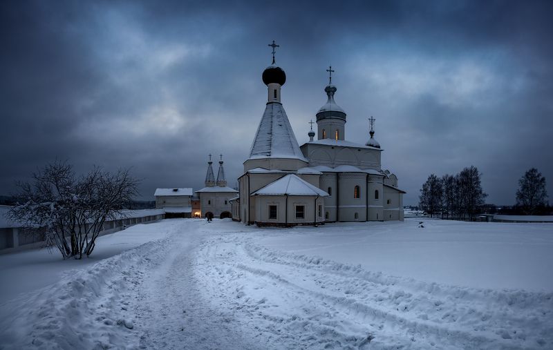 ферапонтово, зима, вечер Вечереет фото превью