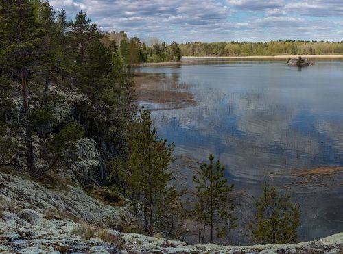 Среди островов