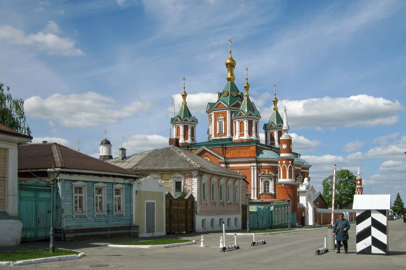Коломна. Крестовоздвиженский собор. фото превью