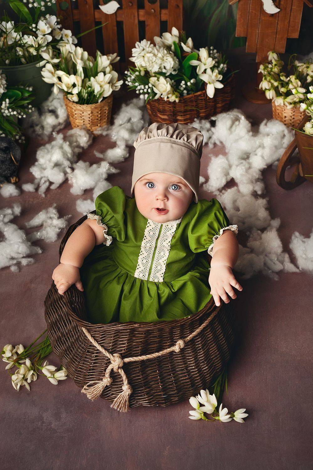 love, baby, family, babyphoto, familyphoto, children, childrenphoto, childrenphotography, малышка, детский портрет, детское фото, детская съёмка, портрет, ребёнок, пасха, девочка, дитя, ситтер, студийный портрет, подснежники, золушка, Ману Фалько