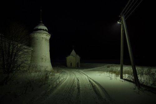Последний фонарь на краю села