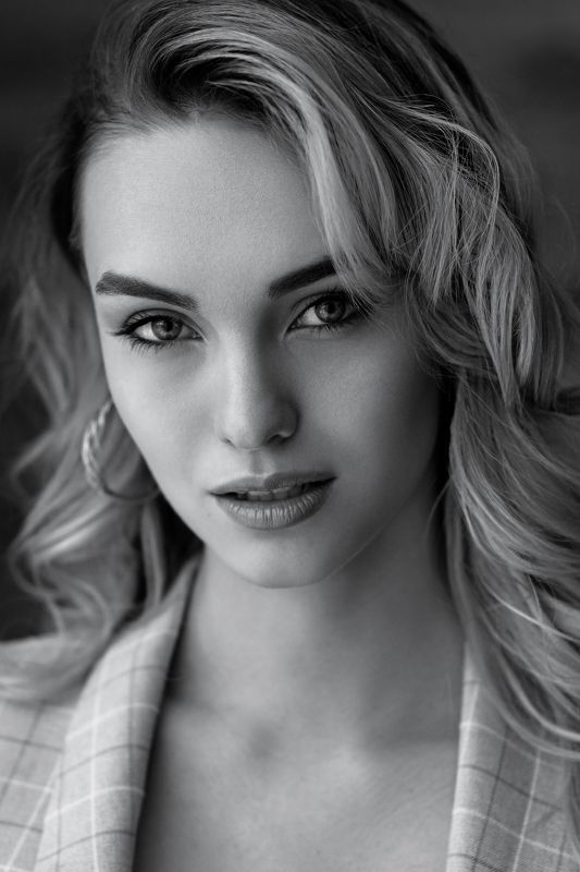 Полина фото превью