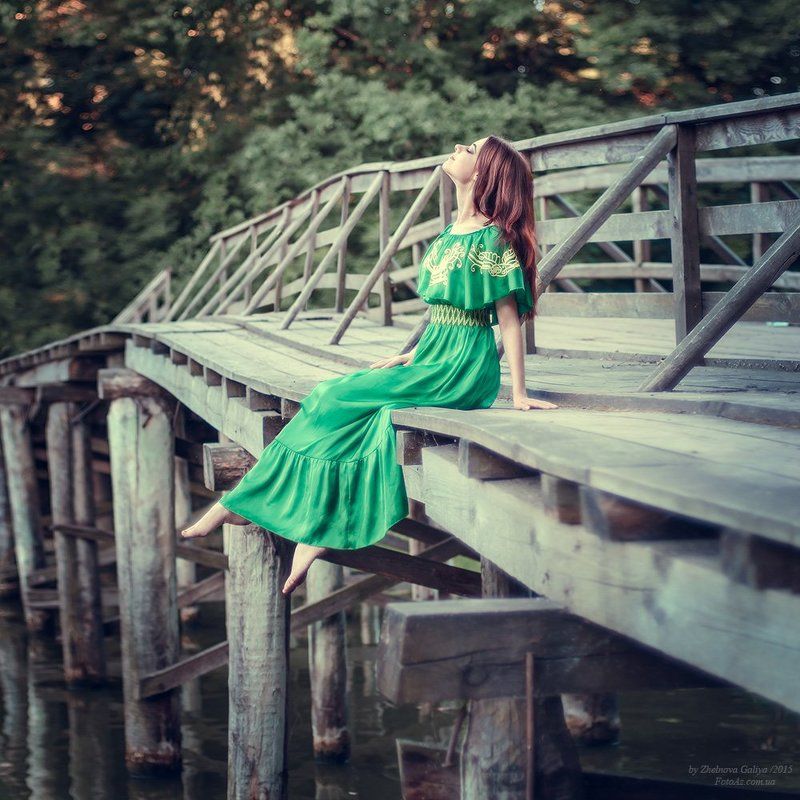 Девушка, Мост, Озеро ... фото превью