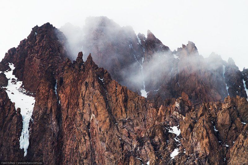 Kazbek, mountain, kavkaz, clouds, expedition  Volcano Kazbek фото превью