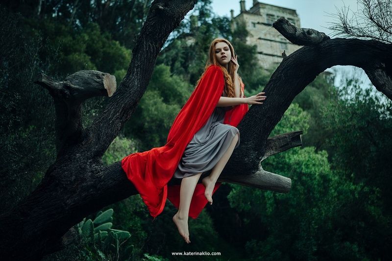 red, woman, model, cloak, girl, fairy, magic, magical, wonderful, foresl, beauty, beautiful, nature Red cloak фото превью