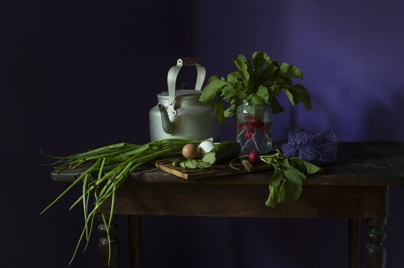 Натюрморт с грустной редиской. фото превью