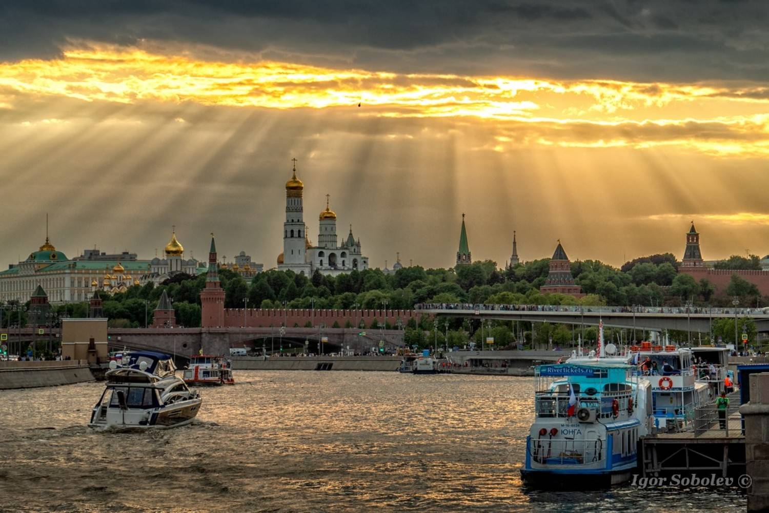 москва, кремль, закат, зарядье, солнце, лучи, Игорь Соболев