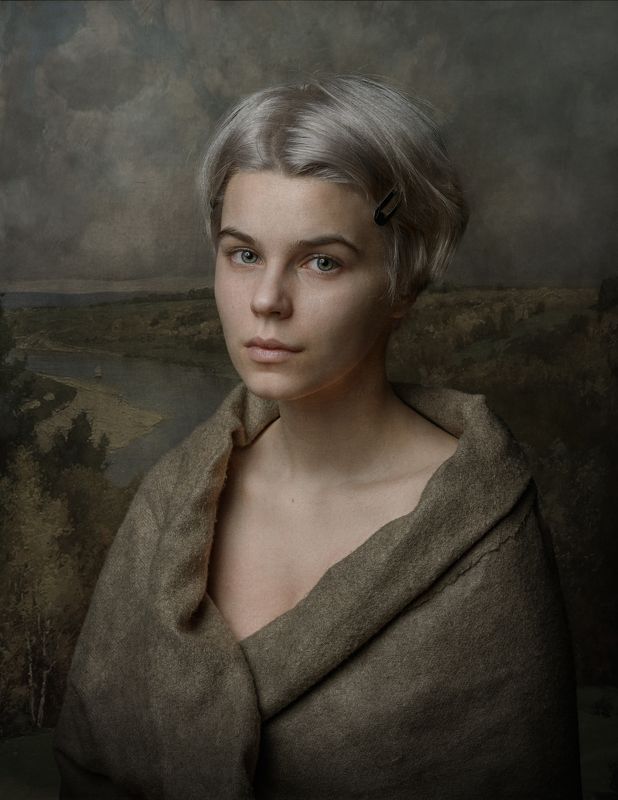 Портрет девушки на фоне русских пейзажей фото превью