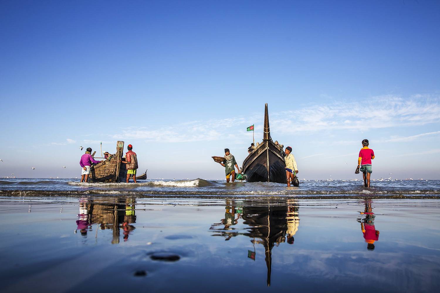 travel, people, sea, water, boat, fish, sanchayan chowdhury