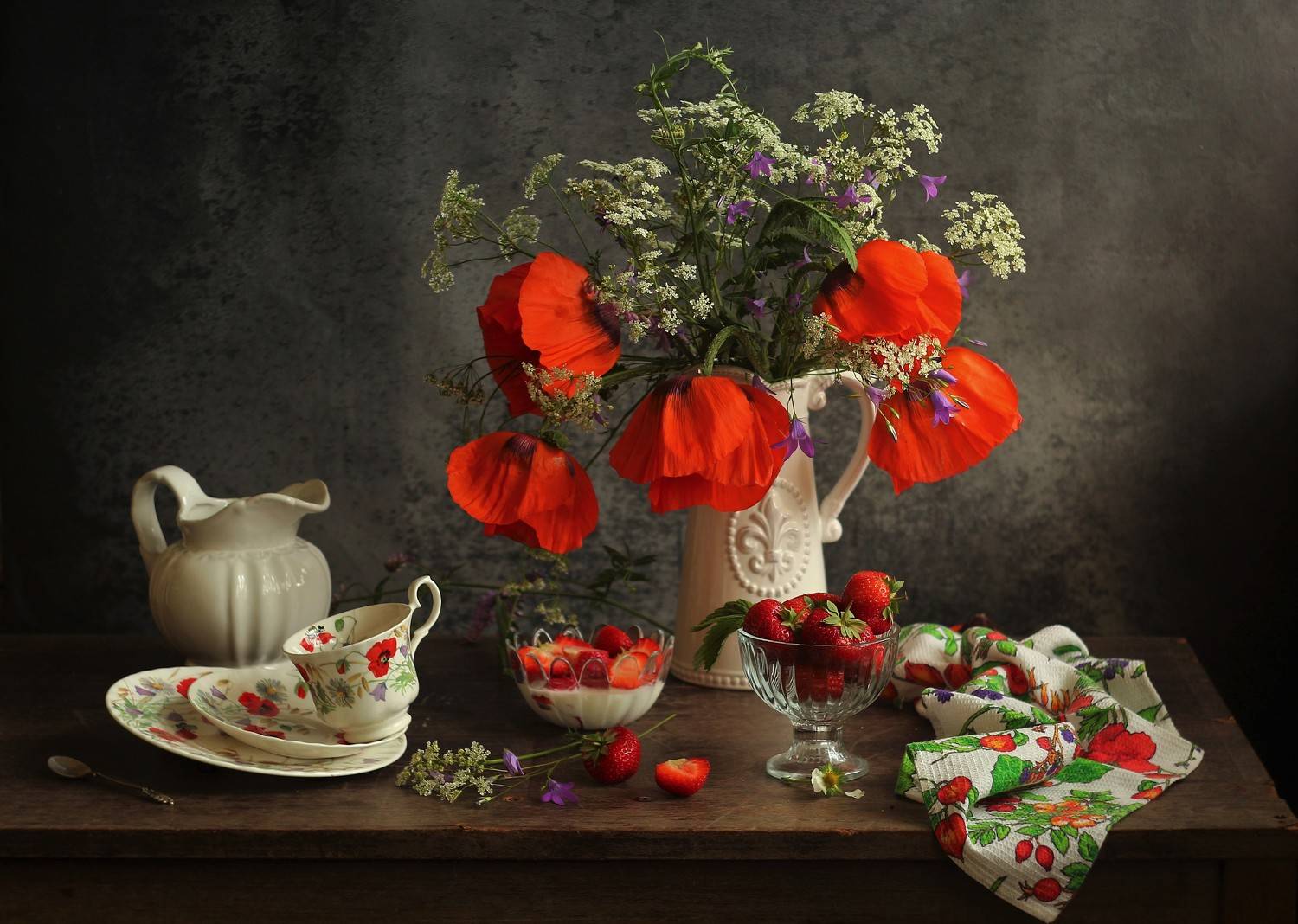 , Людмила Хрусталева*