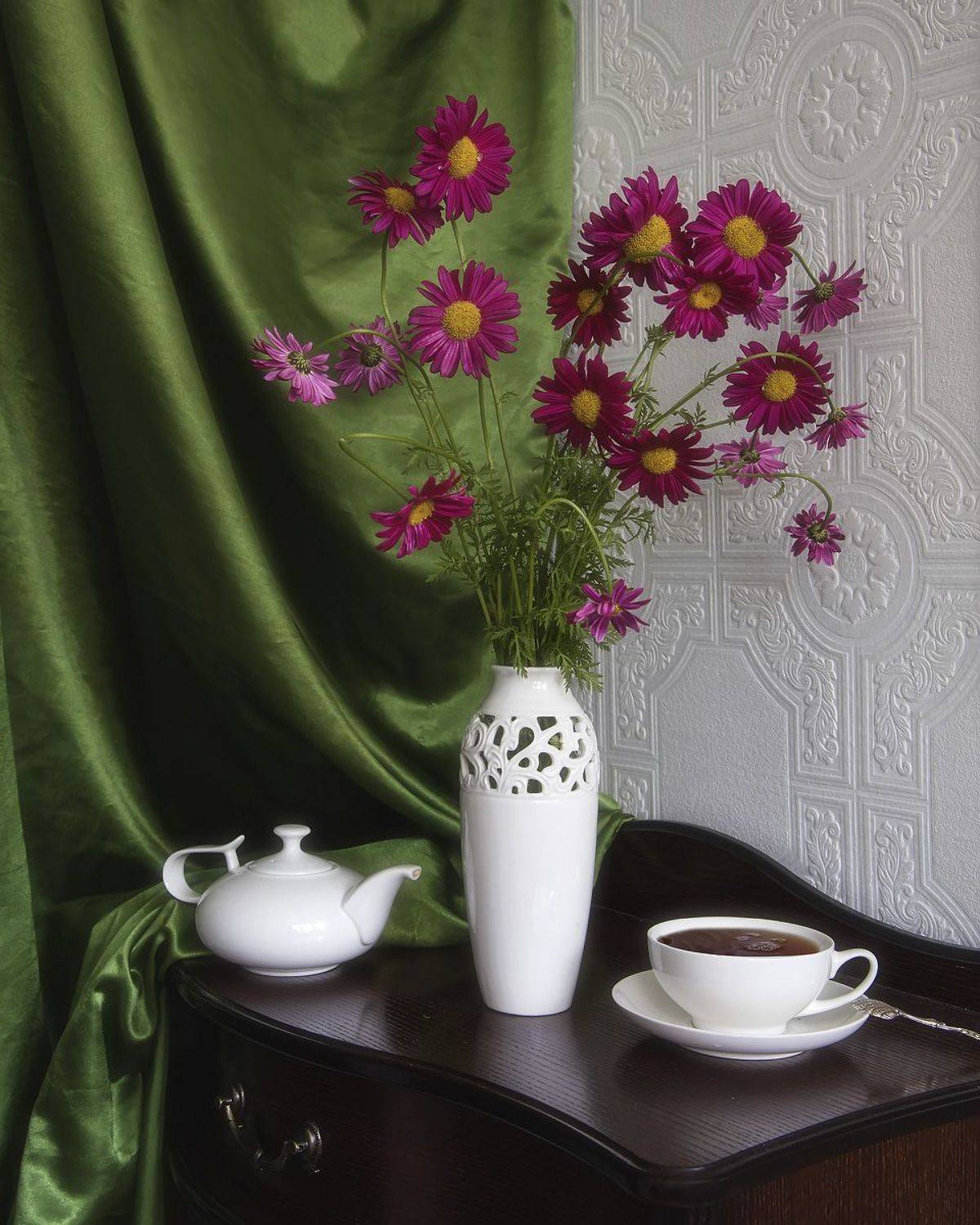 натюрморт, цветы, фарфор, пиретрум, букет, Приходько Ирина