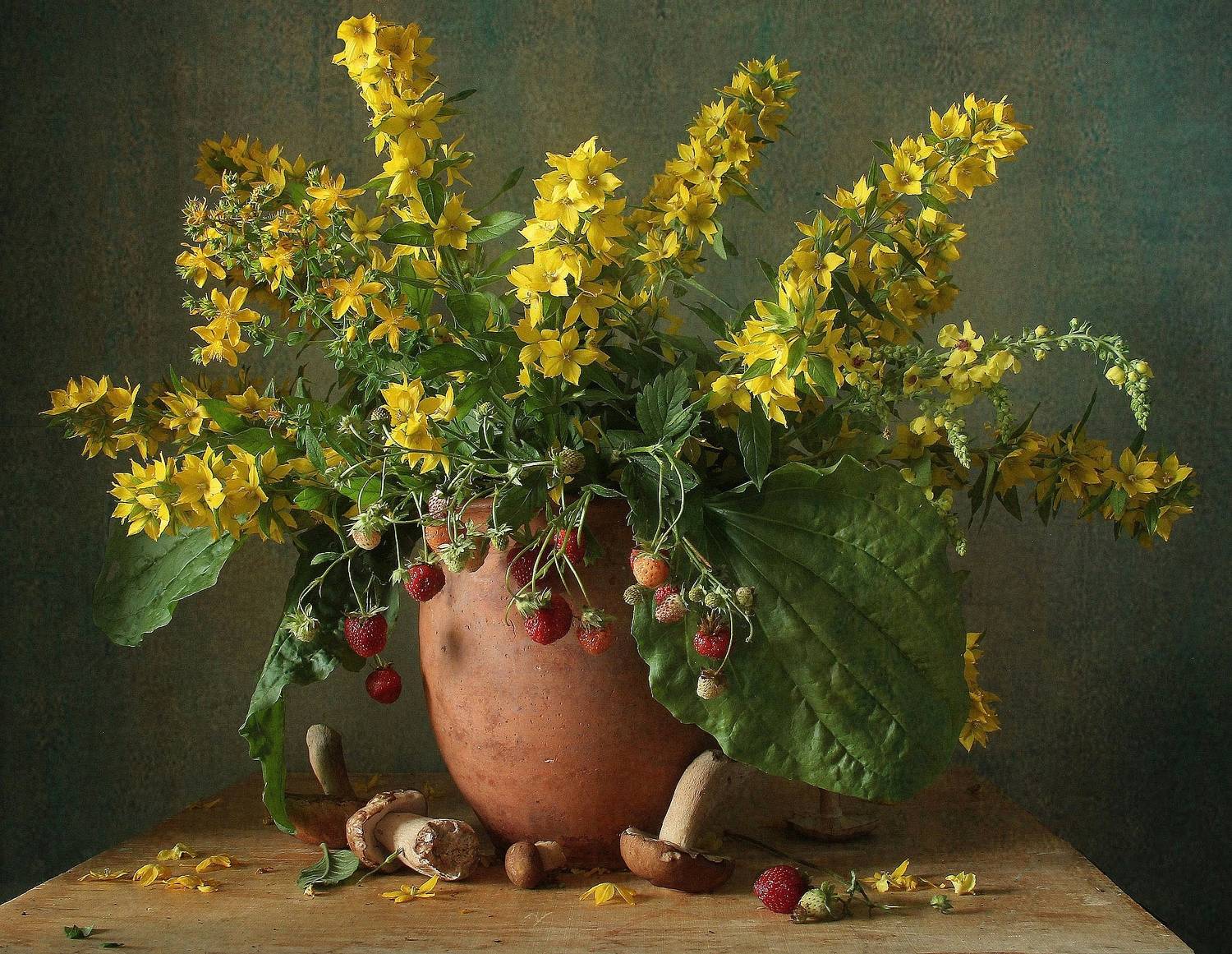 натюрморт, цветы, полевые цветы, лето, марина филатова, грибы, земляника, Марина Филатова