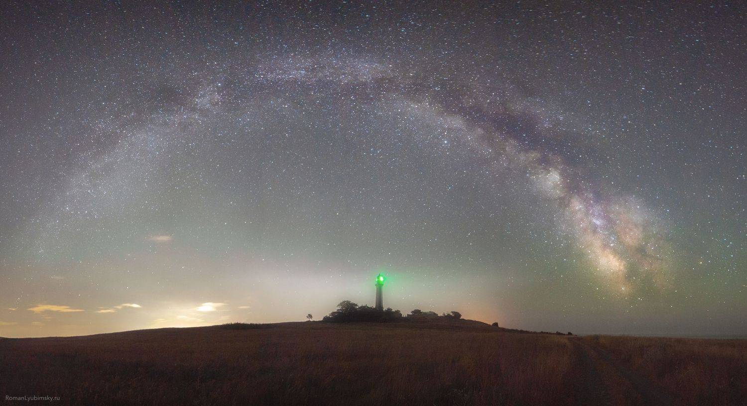 крым, астро, пейзаж, астропейзаж, маяк, ночь, млечный путь, галактика, выдержка, длинная выдержка, Roman Lyubimski