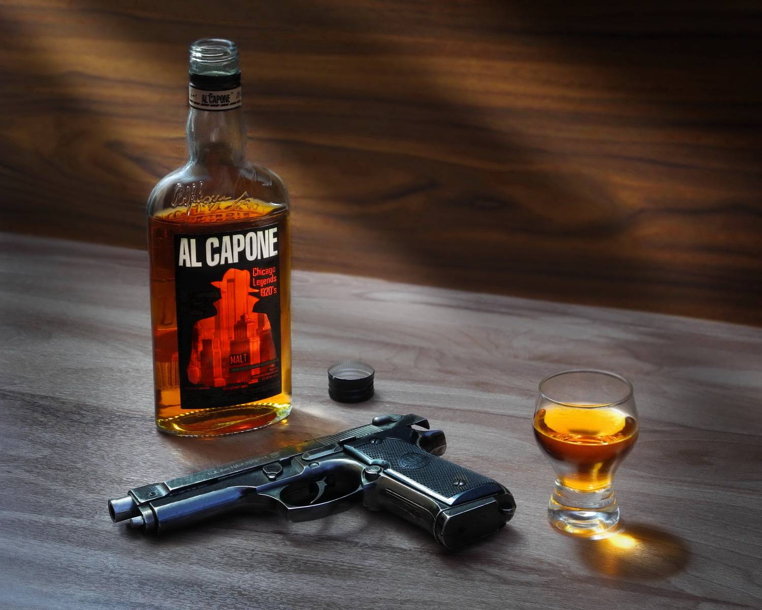 аль капоне, коньяк, виски, бренди, пистолет, берета,, Сергей Фунтовой