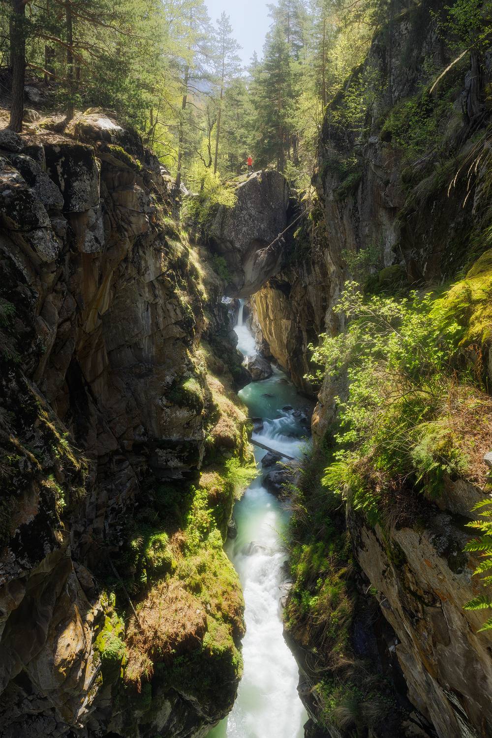 горы, водопад, струи, пейзаж, кавказ, кчр, весна, mountains, hiking, landscape, waterfall, stream, река, ручей, горная река, Чаланов Иван