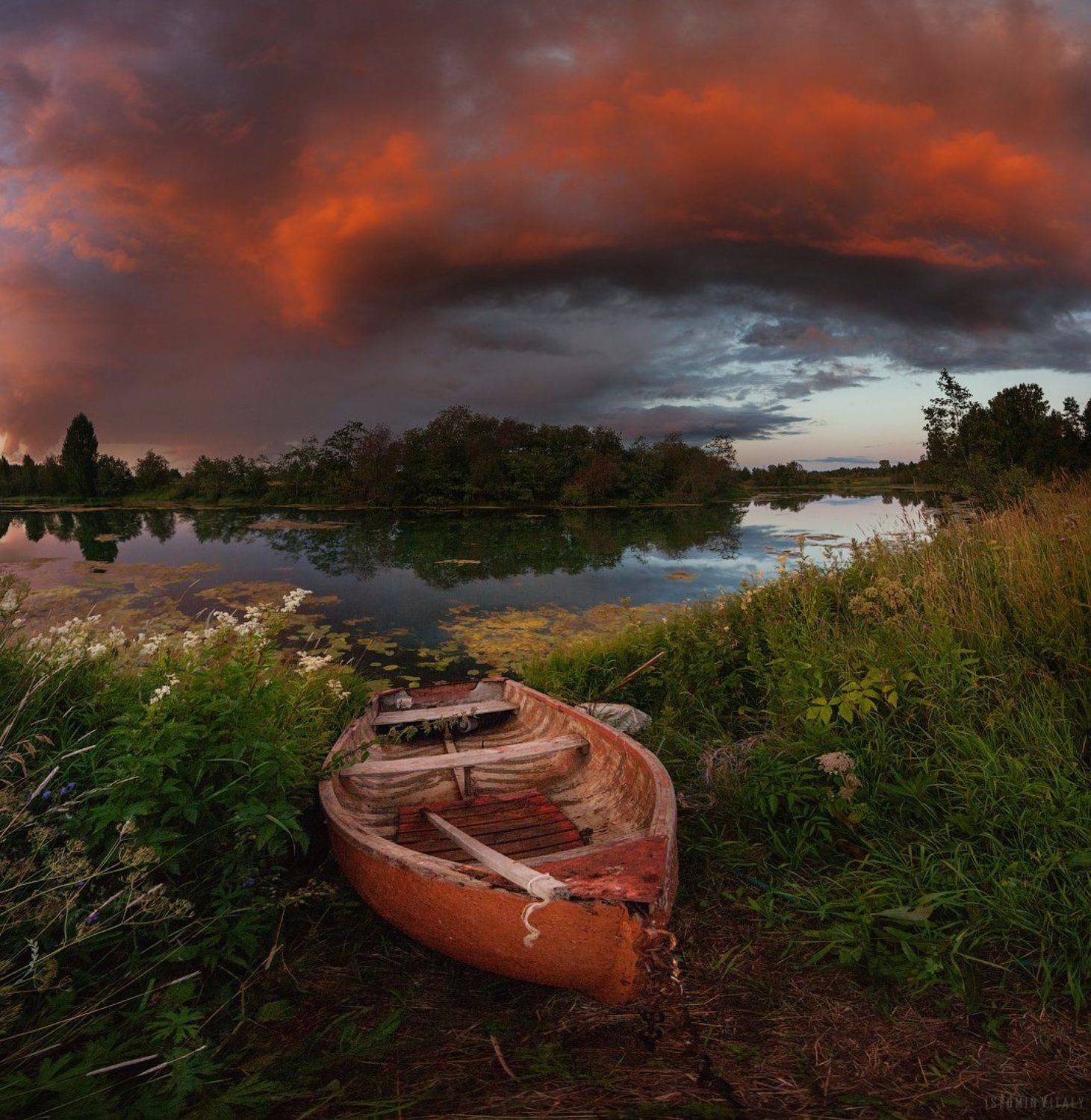 Пейзаж,небо,закат,небо,лодка,трава,вода,озеро,трава, Виталий Истомин