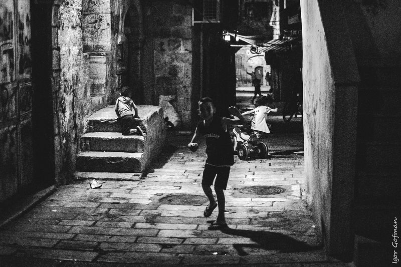 #israel #jerusalem #street #streetphoto #genre #bw Fan fan fan фото превью
