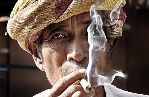 Meet people on market day