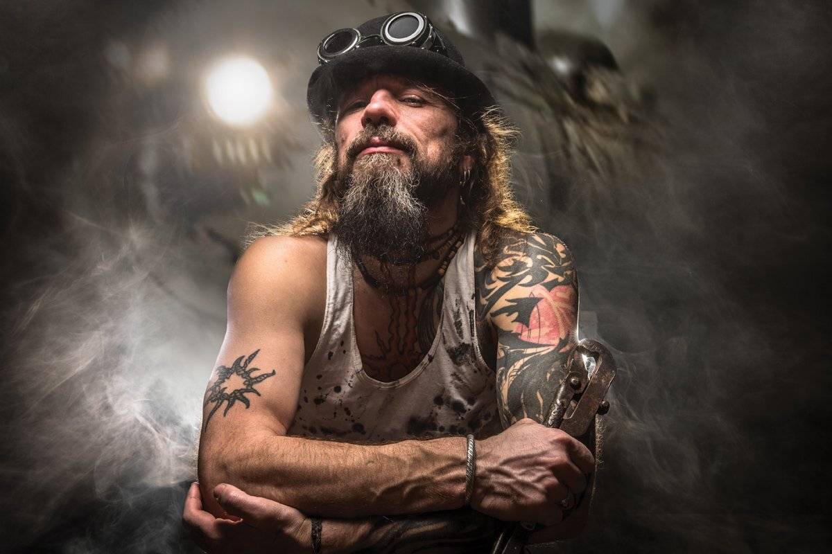 Steampunk, Studio, Singla