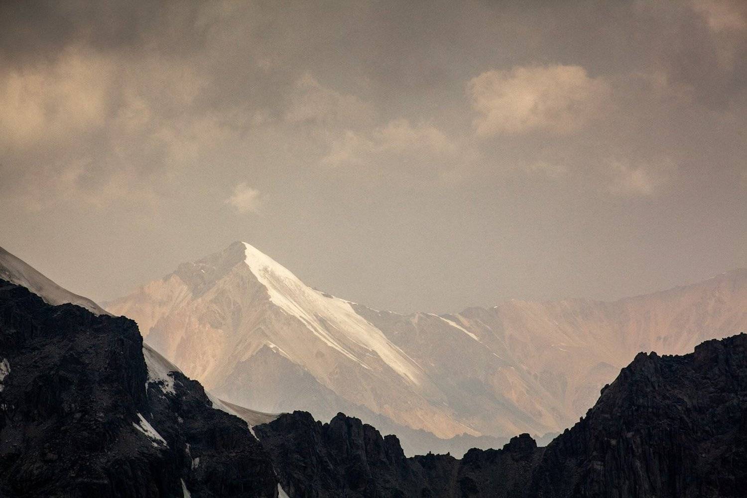 Тянь-Шань, Ала-Арча, Киргизия, Киргизстан, горы, пик, вершина, небо, Иван Куликов