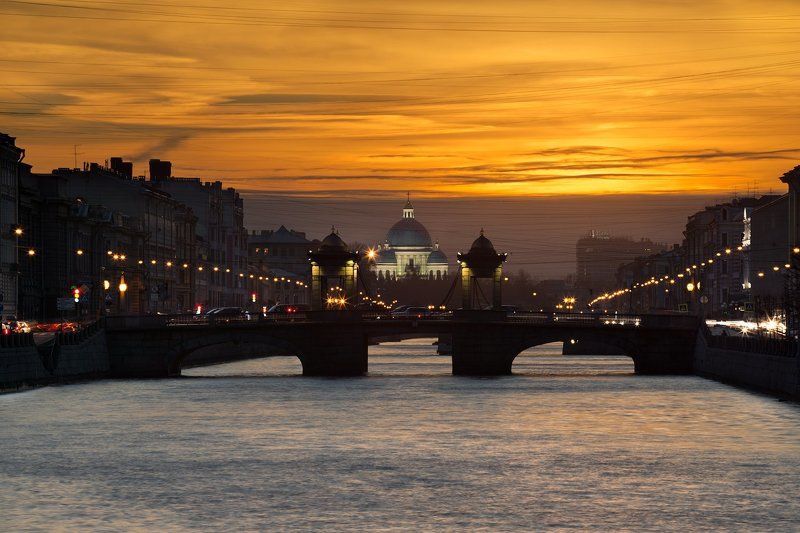 Про вечернюю Фонтанку, мост Ломоносова и Троицкий собор фото превью