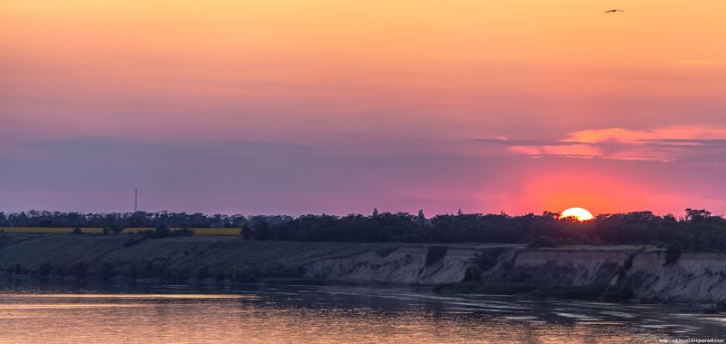 Закат, солнце, лето, Украина Огненный закат фото превью