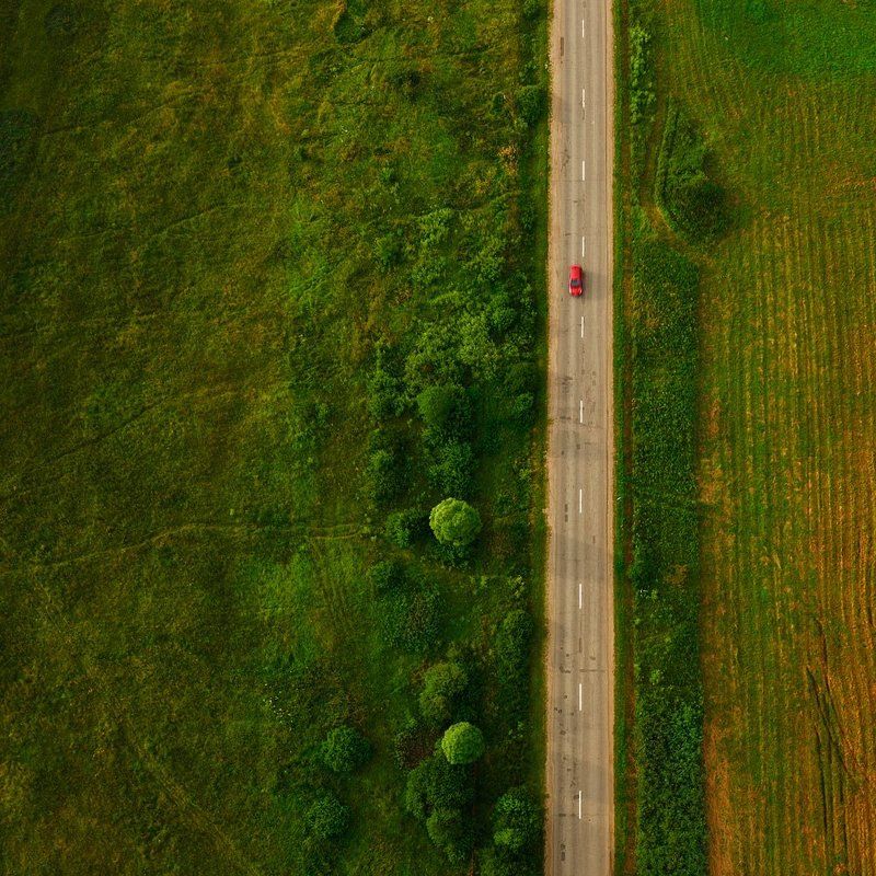 red car фото превью