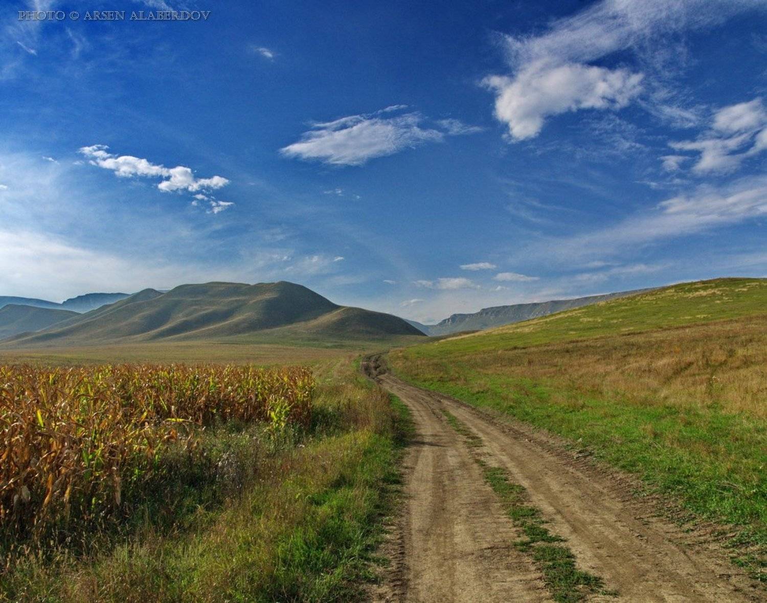 Горы, Дорога, Карачаево-Черкесия, Лето, Небо, Облака, Панорама, Поле, Предгорья, Северный Кавказ, Солнечный день, Холмы, Арсен Алабердов