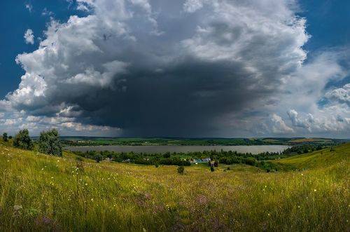 Надвигается гроза