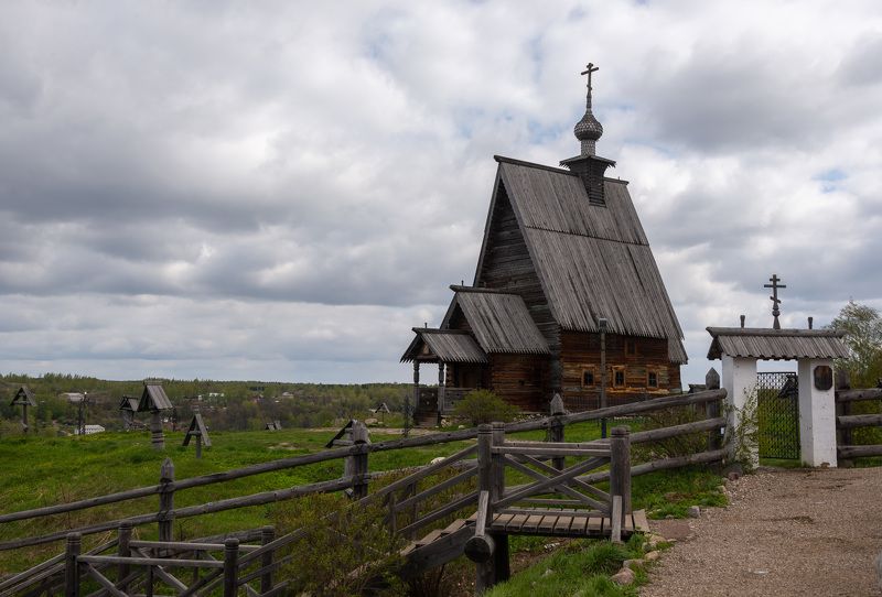 Плес, гора Левитана (Петропавловская гора) фото превью