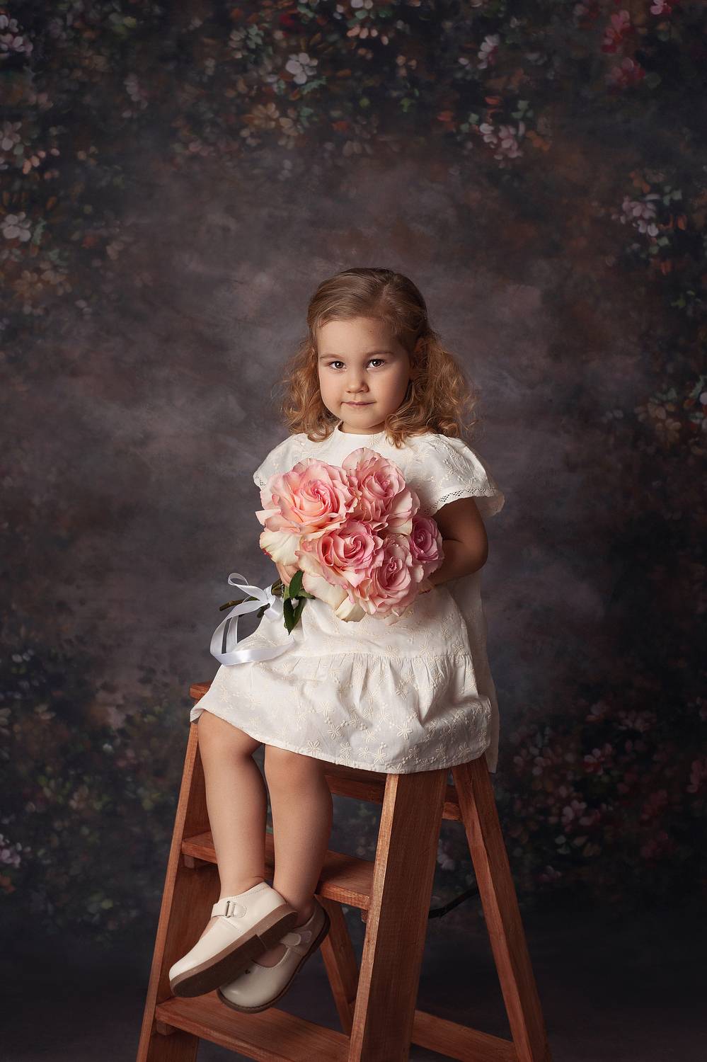 love, baby, family, babyphoto, familyphoto, children, childrenphoto, childrenphotography, девочка, милашка, малышка, детский портрет, девочка с цветами, студийный портрет, портрет девочки, детская фотосессия, студийная фотосессия, фотосессия, Ману Фалько