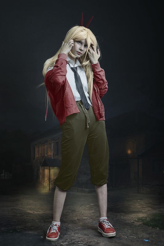 бесы, поздний вечер, двор, чертовщина Бесы... фото превью