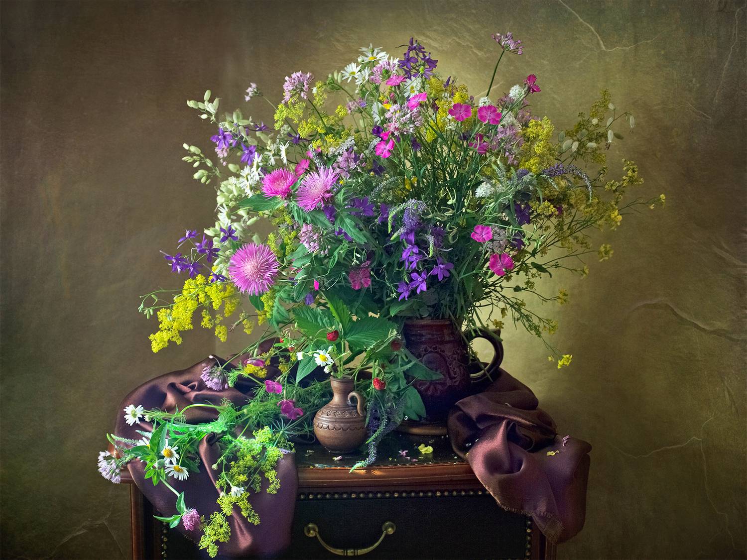 миламиронова, фотонатюрморт, натюрмортсцветами, натюрмортсбукетом, луговыецветы, земляника, лето,, Миронова Мила