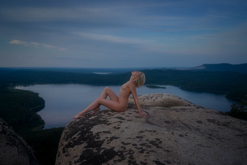 reach out the sky фото превью