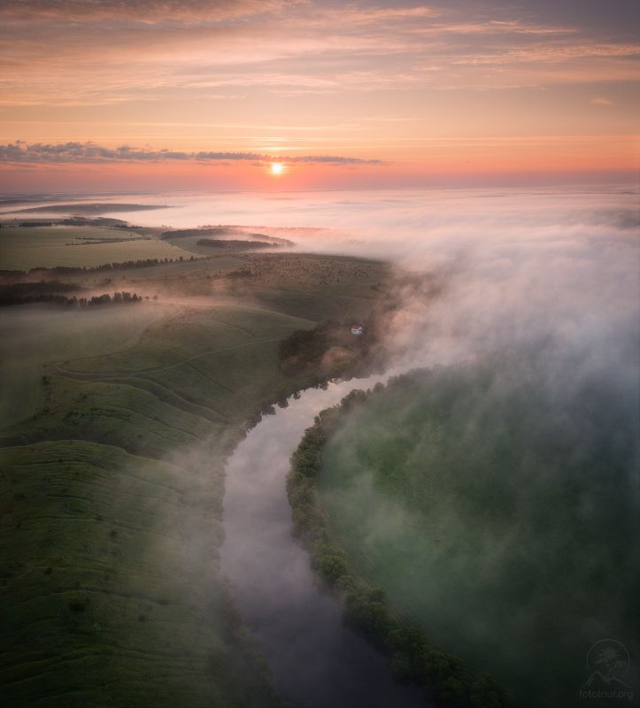 река, рассвет, туман, лето, красивая меча, фототуры выходного дня, фототуры по россии, поля И красива в поворотах река фото превью