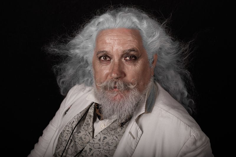 portrait male YOSU фото превью