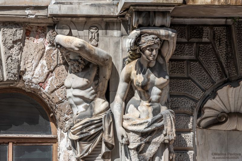 город, архитектура, архитектурные фрагменты, атланты, кариатиды, уличная фотография, стритфото, санкт-петербург, особняк демидова, nikon Архитектурная старость... фото превью