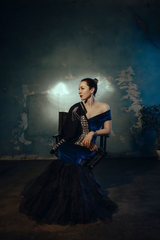 woman, dark, studio, beauty, beautiful, portrait, charm, lady, felinity, female, model Woman  фото превью