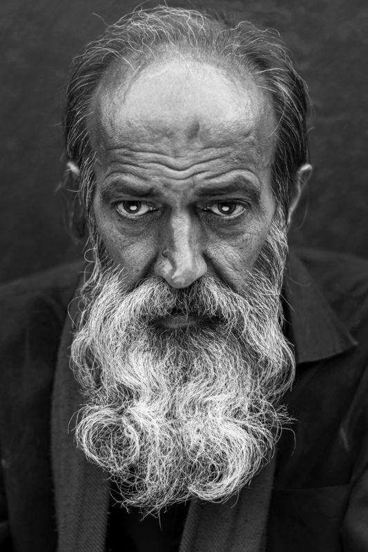 Iranian man фото превью