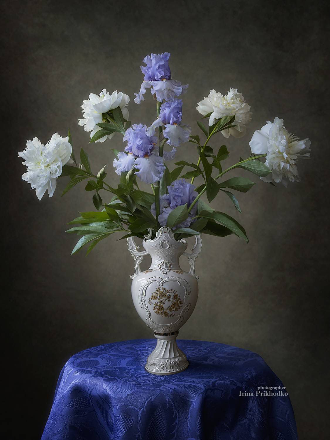 натюрморт, цветы, букеты, пионы, ирис, Приходько Ирина