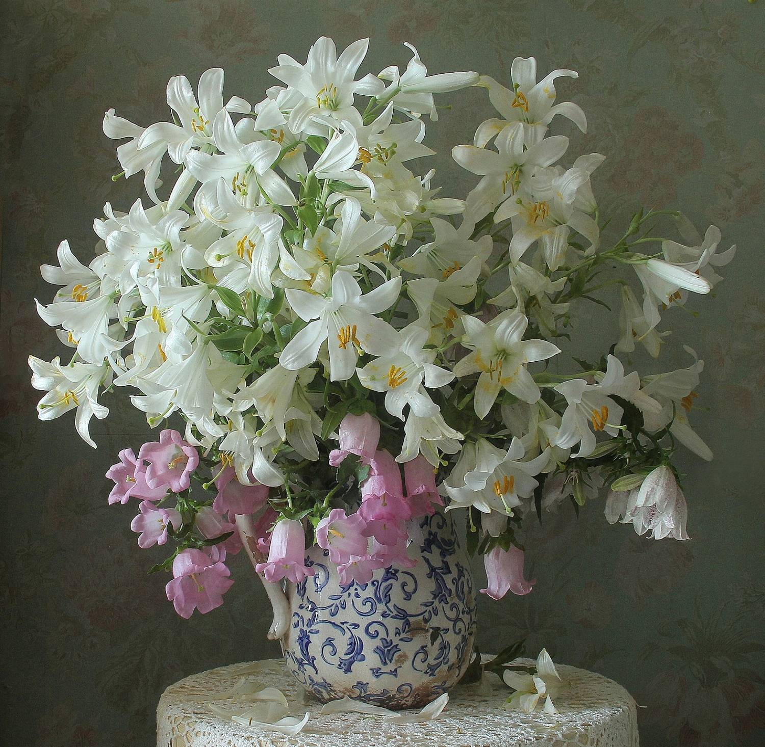 натюрморт, цветы, колокольчики, лето, марина филатова, лилии, Марина Филатова