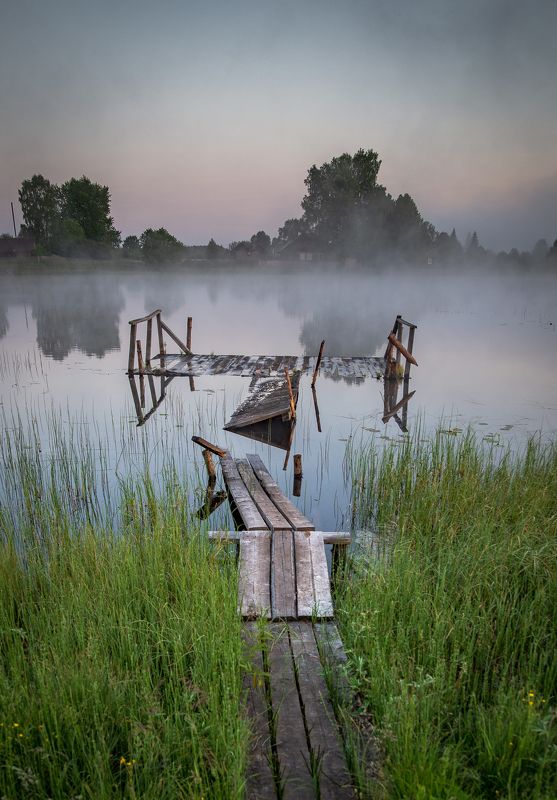 Старый плотик. фото превью