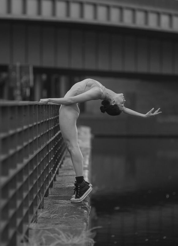 Esthetic Education фото превью